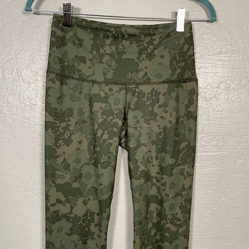 Prana Women S Green Floral Camo Kimble Printed 7/8 Leggings Pocket Athletic - Picture 3 of 10